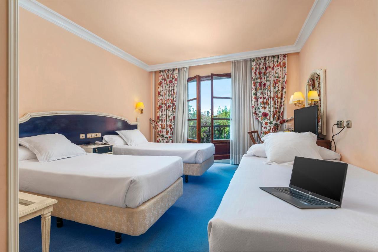 Hospedium Hotel Blu Sondika Extérieur photo